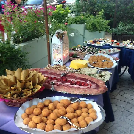 Adria 3*