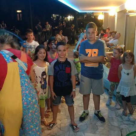 Adria Hotel 3*